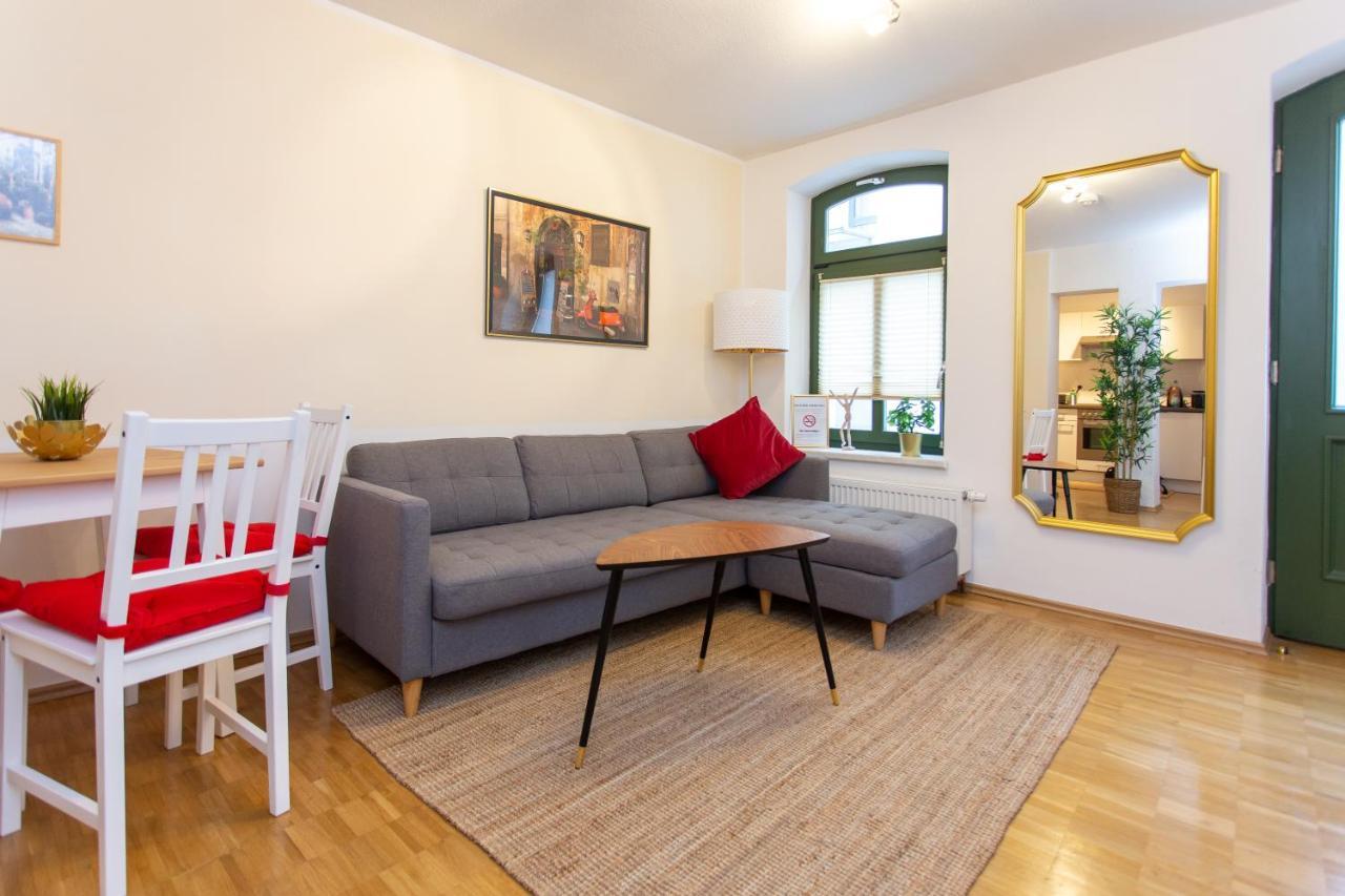 Fullhouse - Halle - R6 Apartments - Smarttv - Nespresso エクステリア 写真